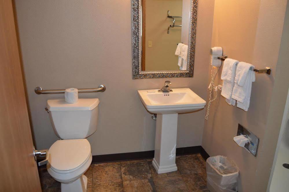 American Eagle Inn & Suites Бренсън Екстериор снимка